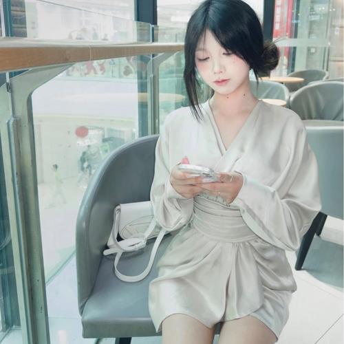 小yyy宝宝的美女聊天室