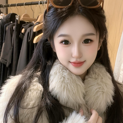 橙橙：好坏参半的美女聊天室