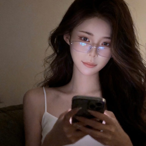 诺琪琪～的美女聊天室