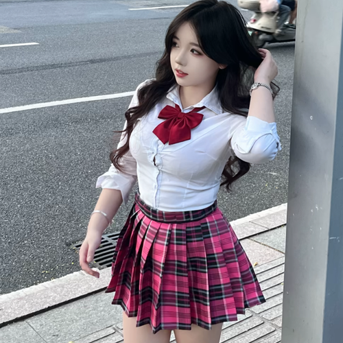 孙老师碎碎念ᥫᩣ的美女聊天室