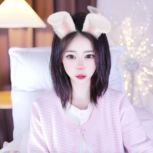 Y·阿璃ᰔᩚ的美女聊天室