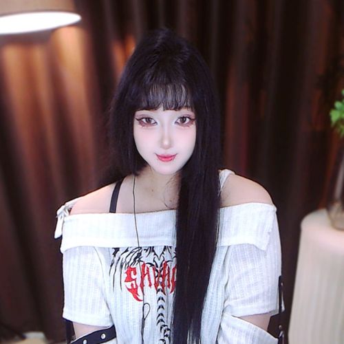 小堕ou的美女聊天室