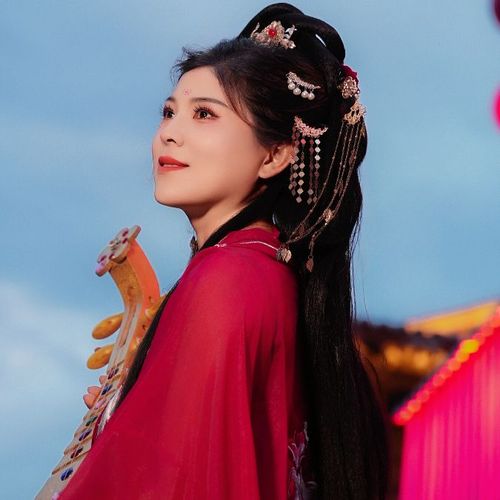 新主播：小七的美女聊天室