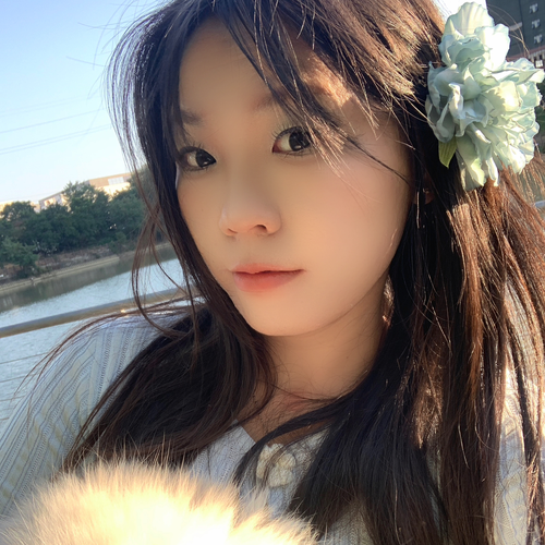 泡泡芙好运常在oi的美女聊天室