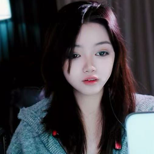 嘉饱儿的美女聊天室