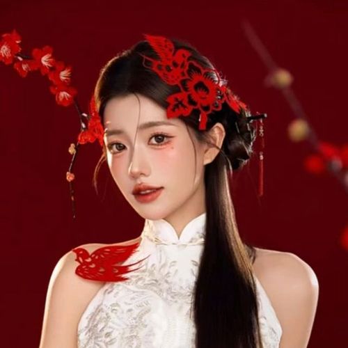 爱笑的甜甜的美女聊天室