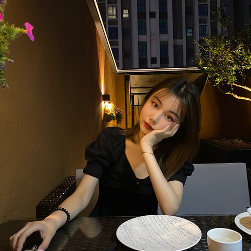 小九七的美女聊天室