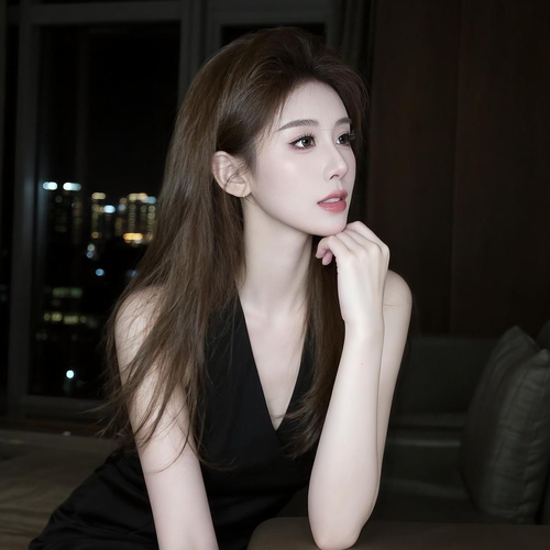 请多关赵的美女聊天室