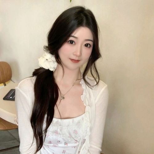 泰格牙的美女聊天室