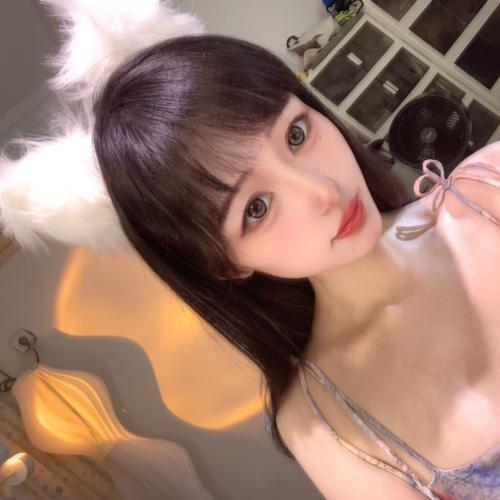 Oo小臭屁的美女聊天室