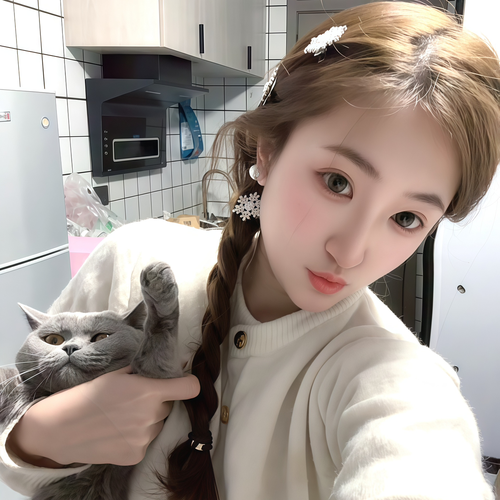 香菜泡芙的美女聊天室