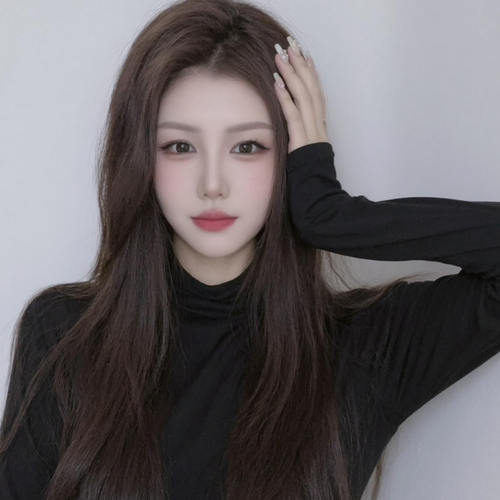 芊芊～战为倾芯的美女聊天室