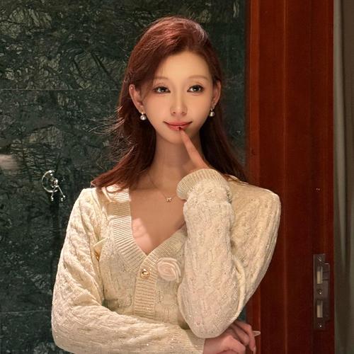 小瑀新人求守护—的美女聊天室