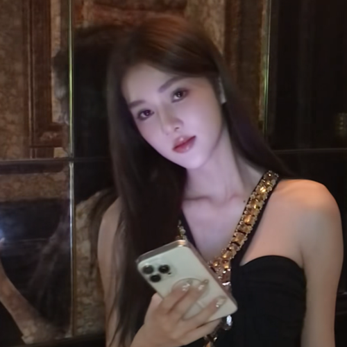 夏七七～的美女聊天室