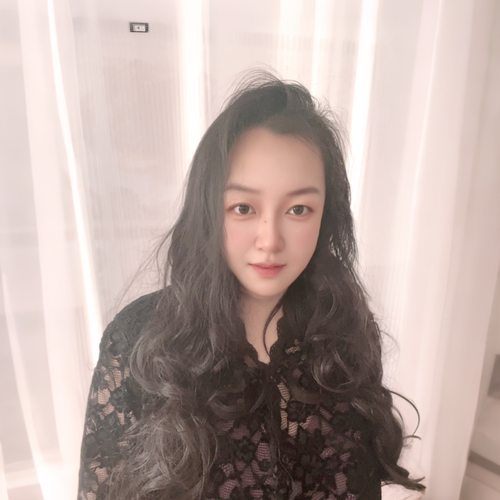 新人鹿呀的美女聊天室