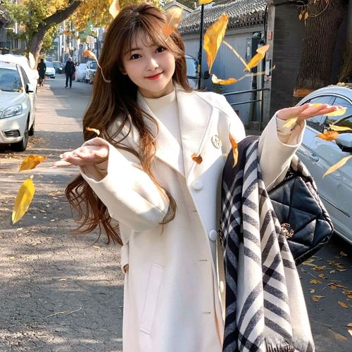 笑儿～战为倾芯的美女聊天室