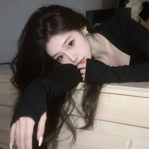 美Z☡zᶻ～战为六恒的美女聊天室