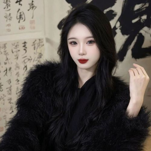 予恩.暴富吧的美女聊天室