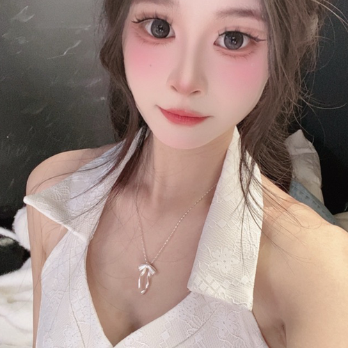 橙橙♀️的美女聊天室