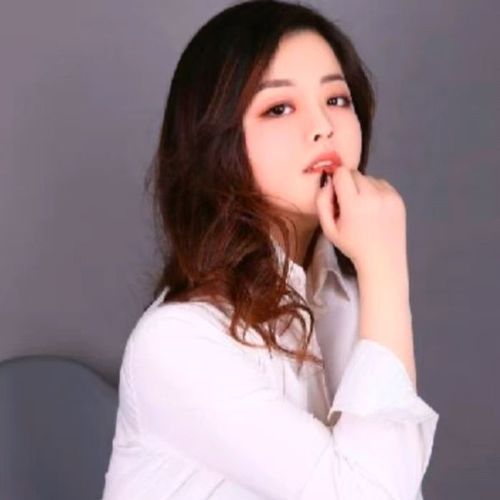 道系天歌的美女聊天室