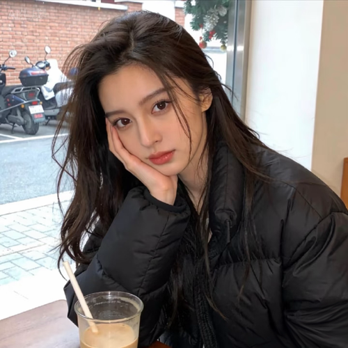 小玥儿❤️谢家人帮升级的美女聊天室