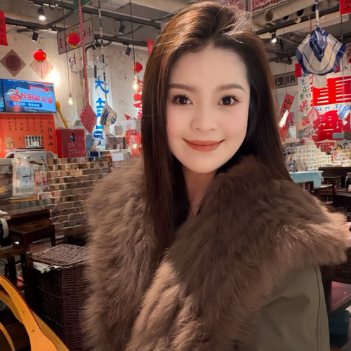 新人柠檬gLr5DW的美女聊天室