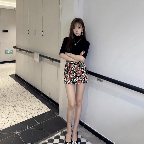 nini.的美女聊天室