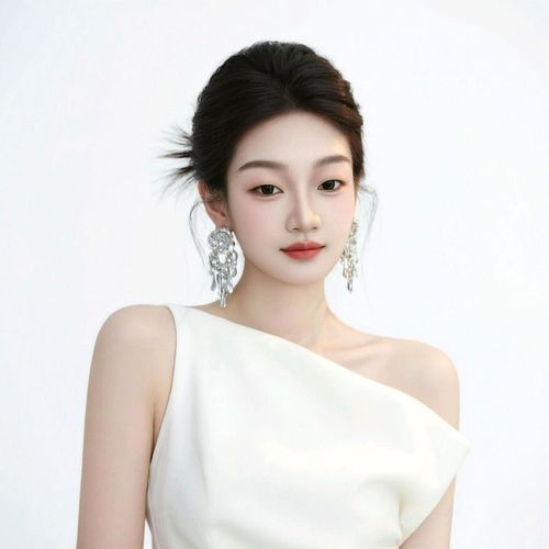 新人⭐白微关注若曦22号生日呦的美女聊天室