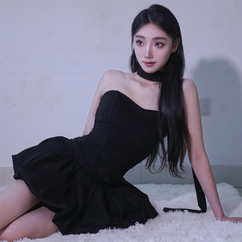 AA茉晴丶新人的美女聊天室