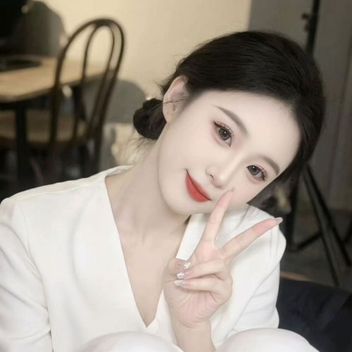 新人予恩的美女聊天室