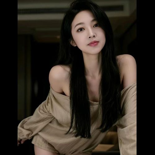 杨雪雪儿笨女孩的美女聊天室