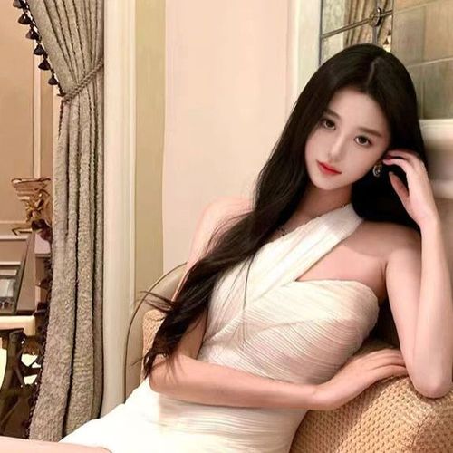 叶静宜的美女聊天室