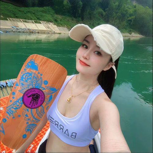 墨不言✨的美女聊天室