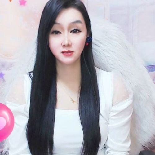 雪鸢❤️扎心了，老铁❤️的美女聊天室