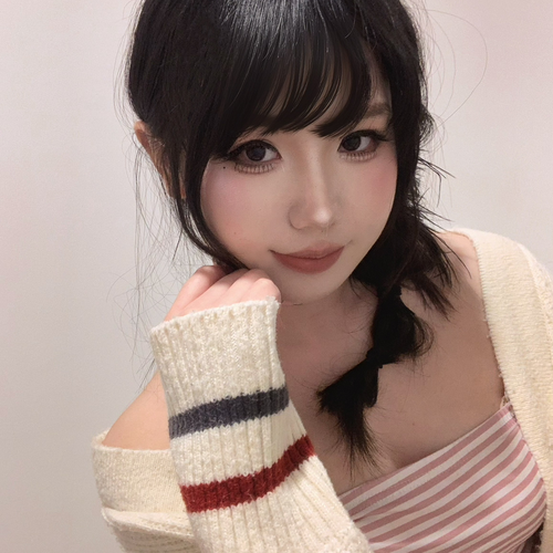 奶酪包的美女聊天室