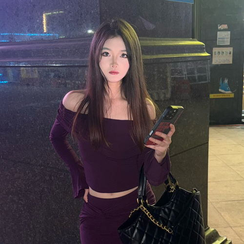 M、陈灵儿的美女聊天室