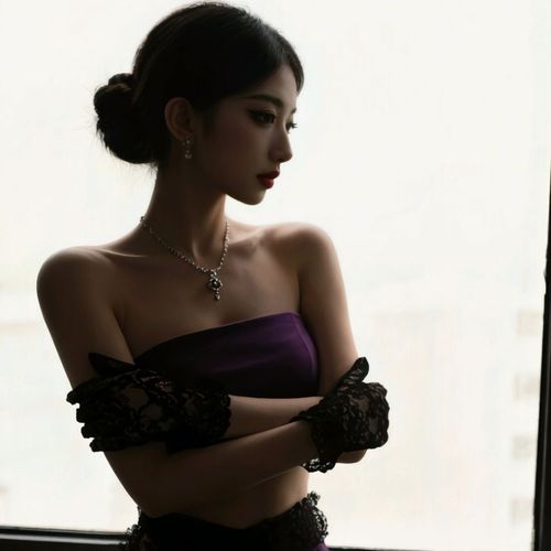 语茉吖-满月啦~的美女聊天室