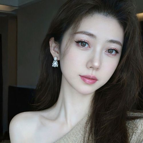 诗芮[rui]-♡的美女聊天室