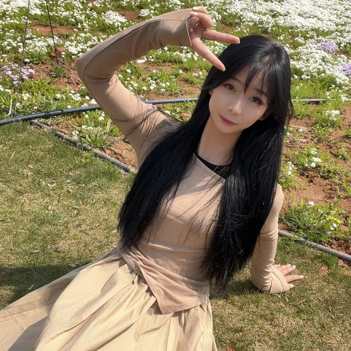 俊俊～☀️的美女聊天室