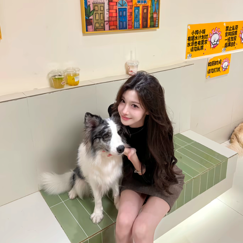 粥粥ovo的美女聊天室