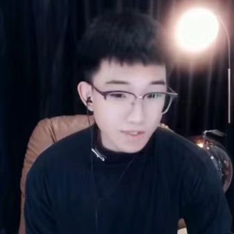 MC六娃~新人的美女聊天室