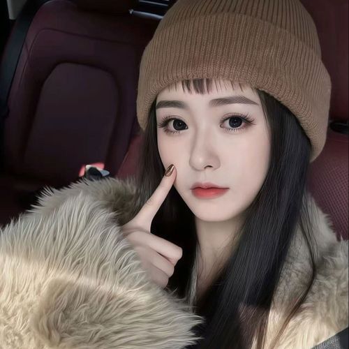 富贵儿-冰儿生日快乐的美女聊天室