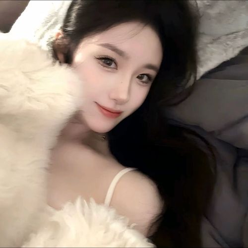 小辣椒（51888）的美女聊天室