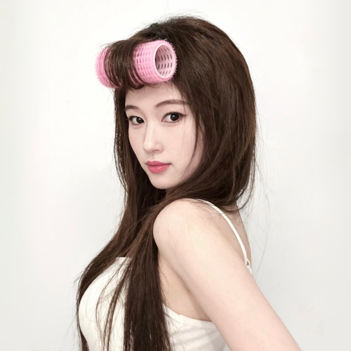 小梨早点睡的美女聊天室