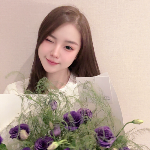 章若楠小朋友103~的美女聊天室