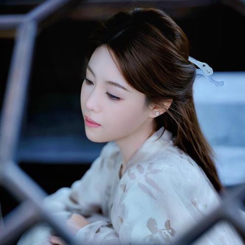 安安不是anan的美女聊天室