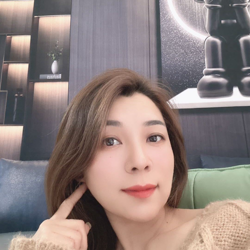 新人丹妮IzvKonLS