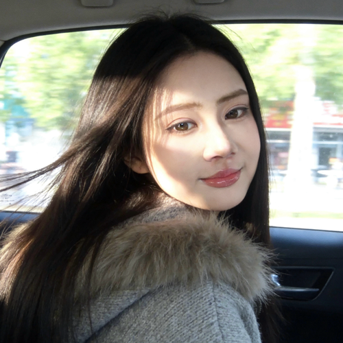 小静-的美女聊天室