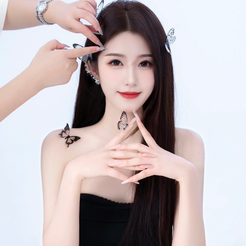 差点长成美女。的美女聊天室