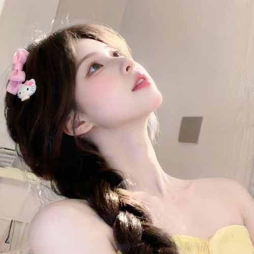 阿茶的美女聊天室